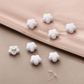 Plum Blossom Quilt Holder Household Safety Pinless Invisible Sheet Holder (Option: White-1PC)